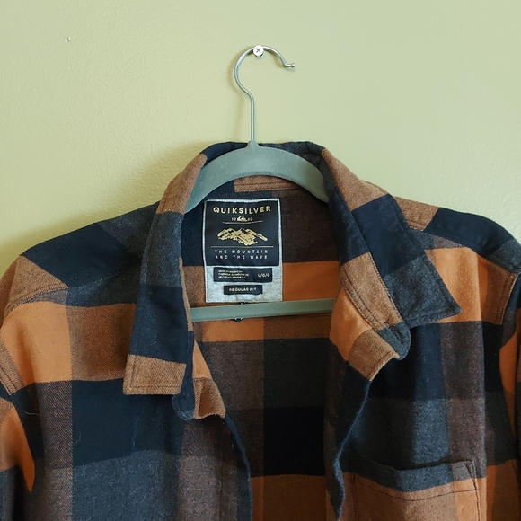 Quiksilver Flannel Button Down - Picture 2 of 3